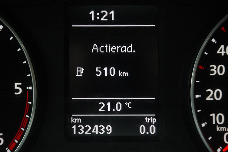 Volkswagen Transporter 2.0 TDI L2H1 DC Highline