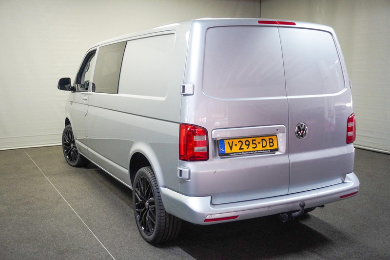 Volkswagen Transporter 2.0 TDI L2H1 DC Highline