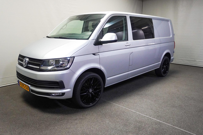 Volkswagen Transporter 2.0 TDI L2H1 DC Highline