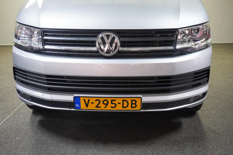 Volkswagen Transporter 2.0 TDI L2H1 DC Highline