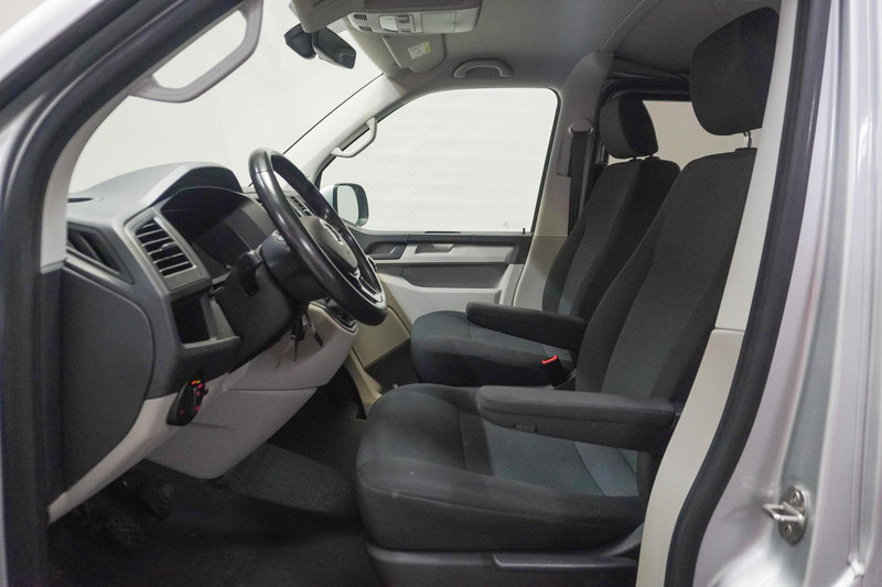 Volkswagen Transporter 2.0 TDI L2H1 DC Highline