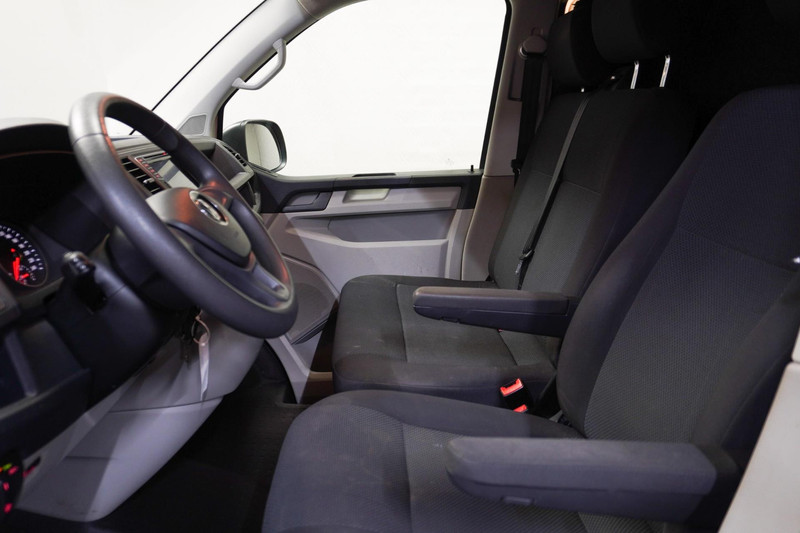 Volkswagen Transporter 2.0 TDI L2H2 Highline