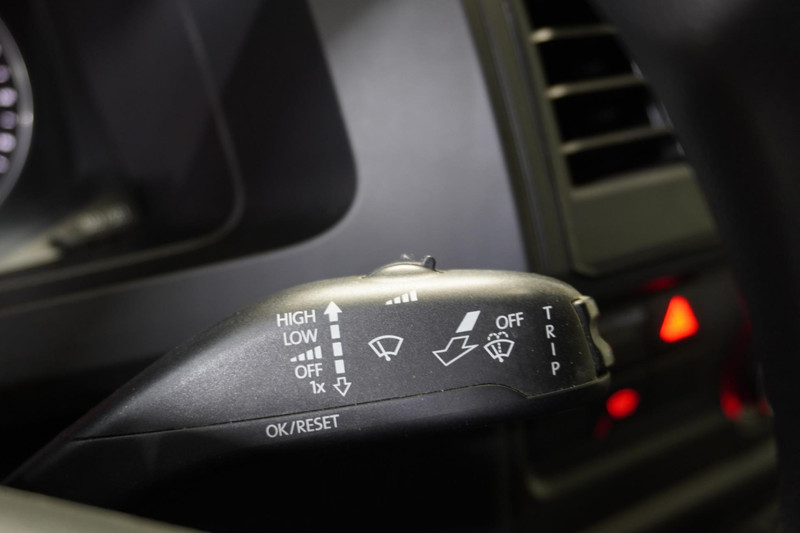 Volkswagen Transporter 2.0 TDI L2H2 Highline