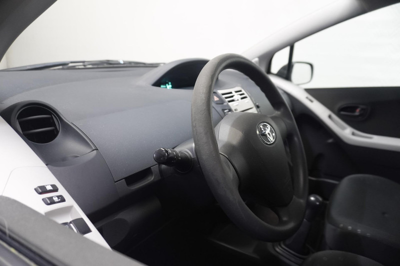 Toyota Yaris 1.3 VVTi Terra