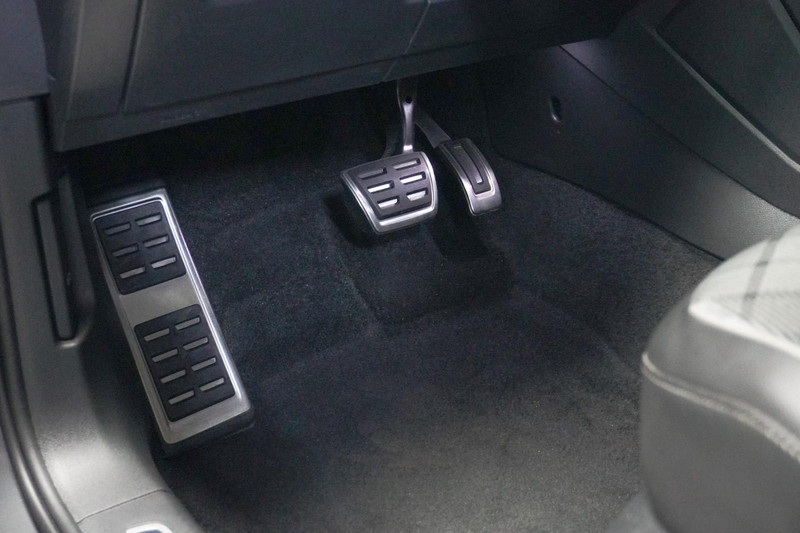 Volkswagen Tiguan 1.5 TSI R-Line