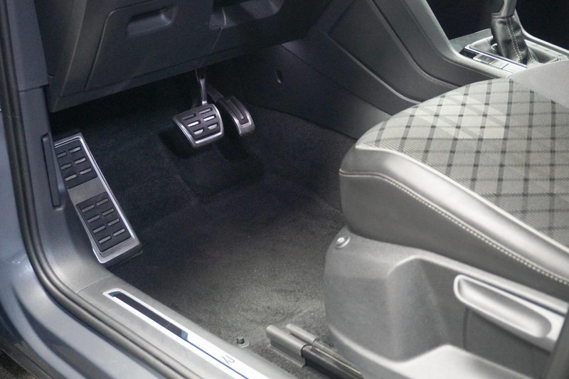 Volkswagen Tiguan 1.5 TSI R-Line