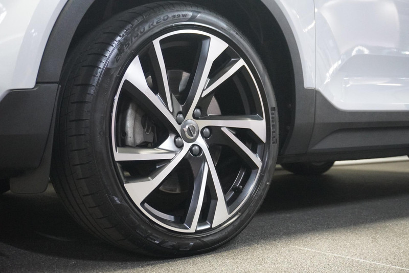 Volvo XC40 1.5 T5 Recharge R-Design