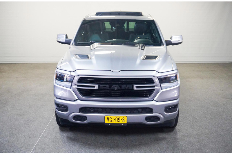 Dodge Ram 1500 5.7 V8 4×4 Crew Cab Rebel