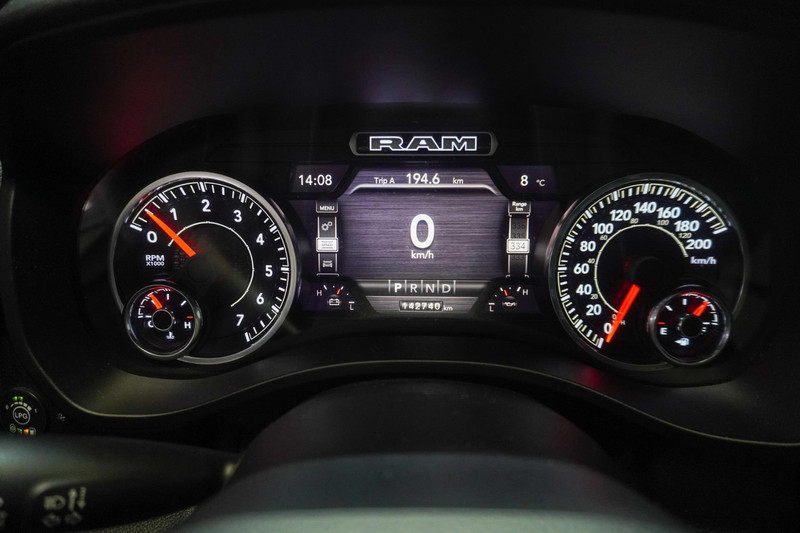 Dodge Ram 1500 5.7 V8 4×4 Crew Cab Rebel