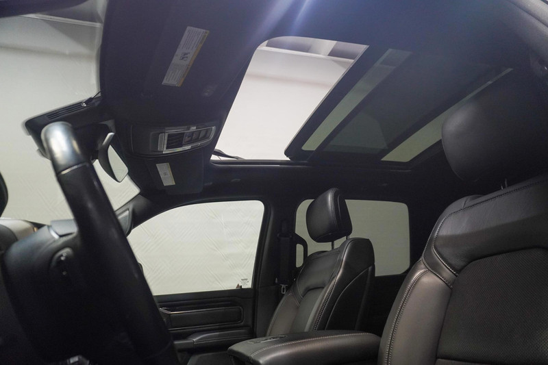 Dodge Ram 1500 5.7 V8 4×4 Crew Cab Rebel