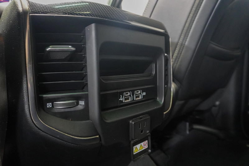 Dodge Ram 1500 5.7 V8 4×4 Crew Cab Rebel