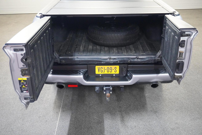 Dodge Ram 1500 5.7 V8 4×4 Crew Cab Rebel