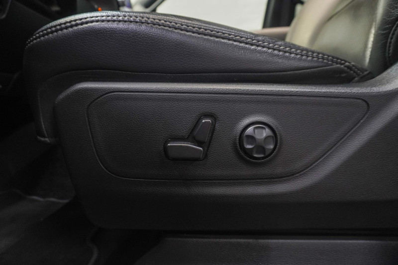 Dodge Ram 1500 5.7 V8 4×4 Crew Cab Rebel