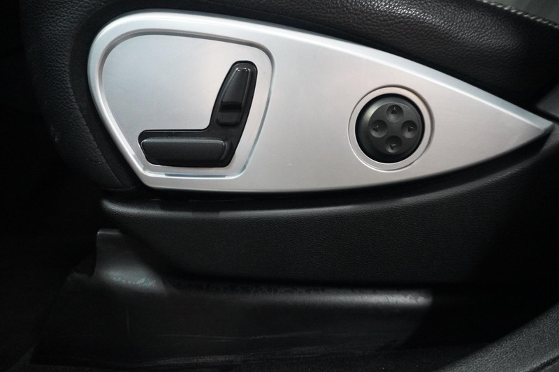 Mercedes-Benz M-Klasse 350 CDI (motor storing)