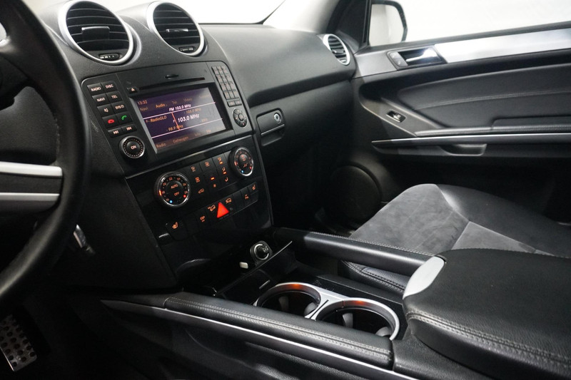 Mercedes-Benz M-Klasse 350 CDI (motor storing)