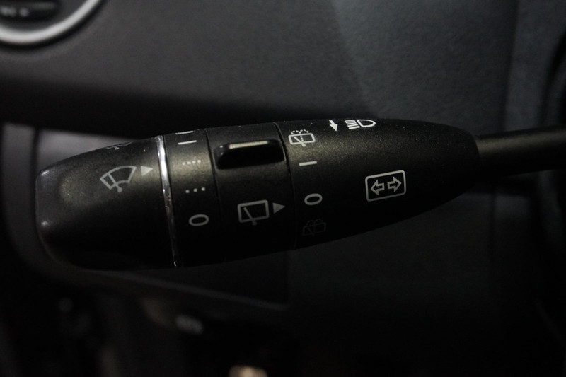 Mercedes-Benz M-Klasse 350 CDI (motor storing)