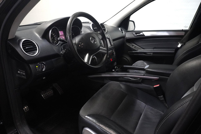 Mercedes-Benz M-Klasse 350 CDI (motor storing)