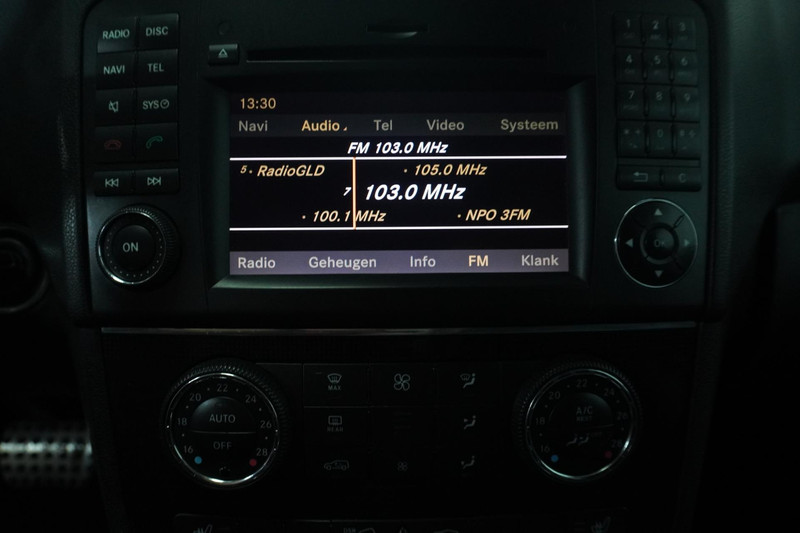 Mercedes-Benz M-Klasse 350 CDI (motor storing)