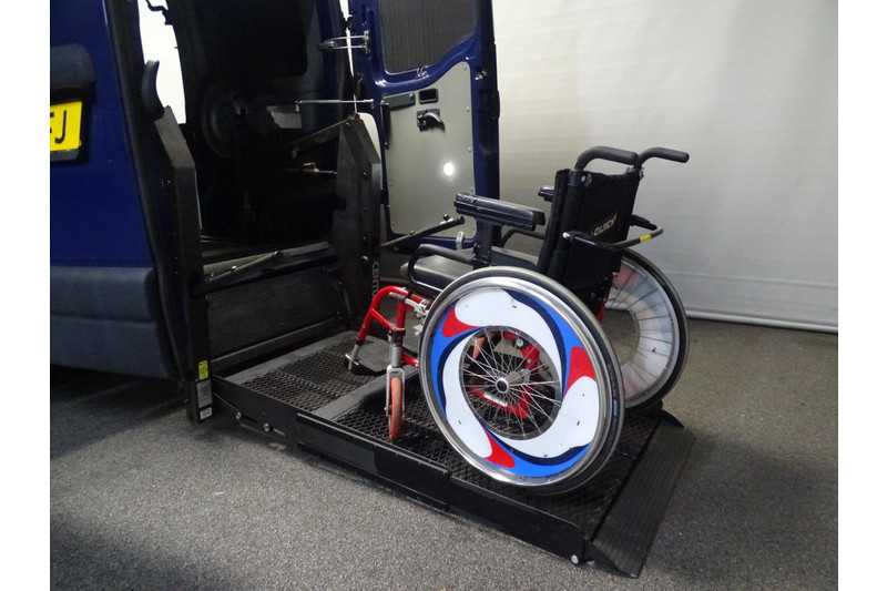 Opel Movano 2.5 CDTI L1 H1 (invalide uitgevoerd)