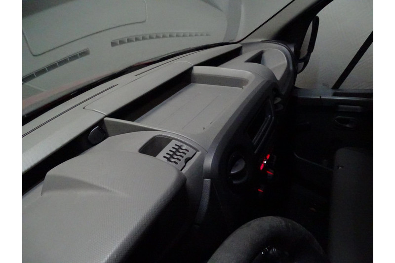 Renault Master T28 2.3 dCi L1H1 Eco