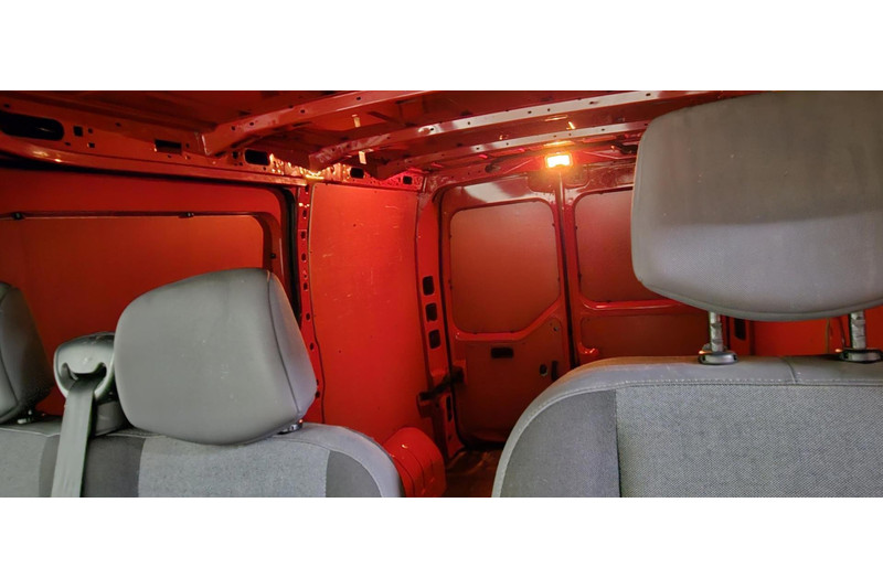 Renault Master T28 2.3 dCi L1H1 Eco