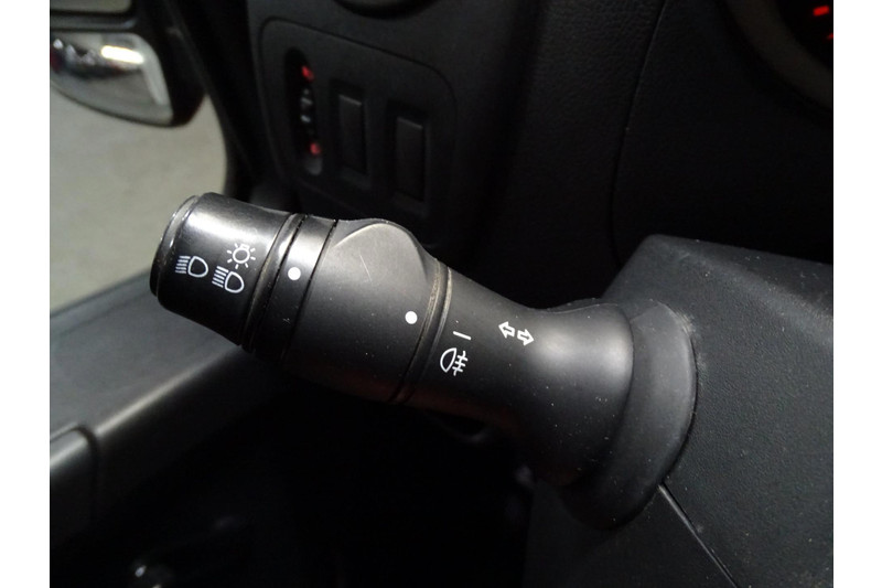 Renault Master T28 2.3 dCi L1H1 Eco