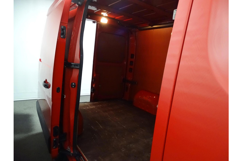 Renault Master T28 2.3 dCi L1H1 Eco