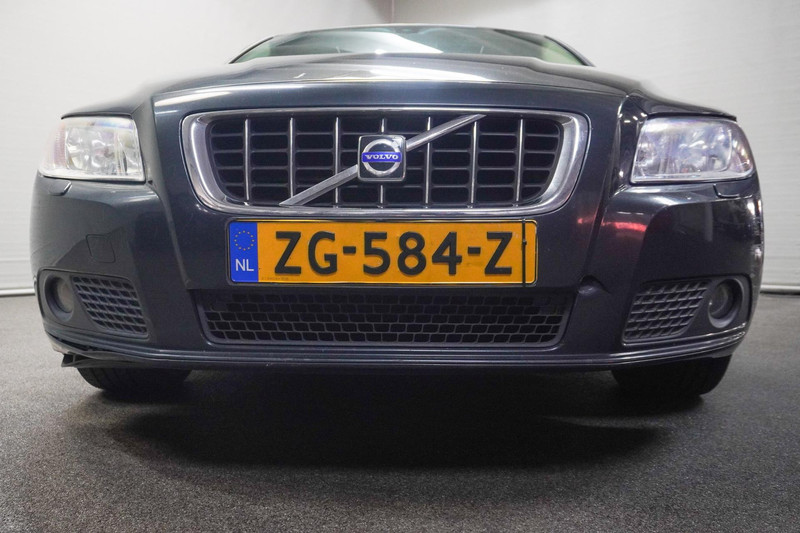 Volvo V70 3.2 Kinetic