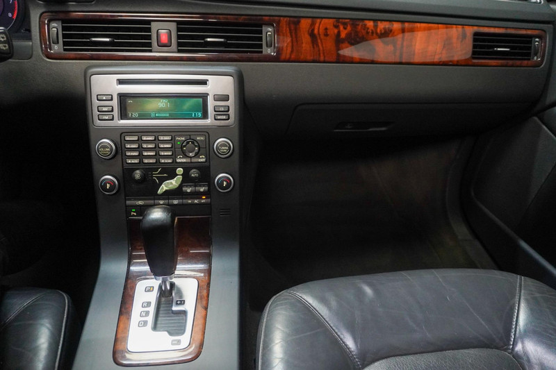 Volvo V70 3.2 Kinetic