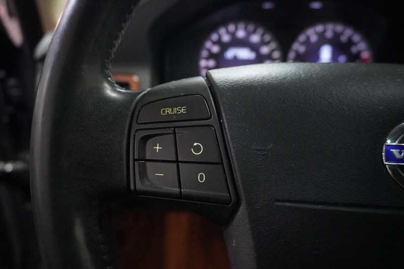 Volvo V70 3.2 Kinetic