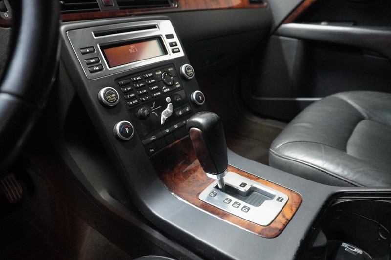 Volvo V70 3.2 Kinetic