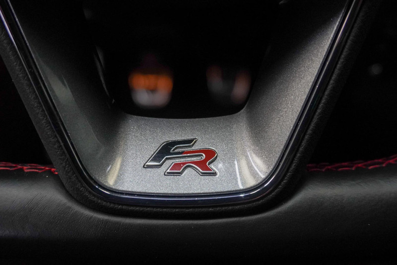 SEAT Leon 1.4 TSI FR Business