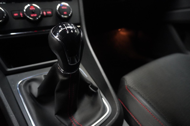 SEAT Leon 1.4 TSI FR Business