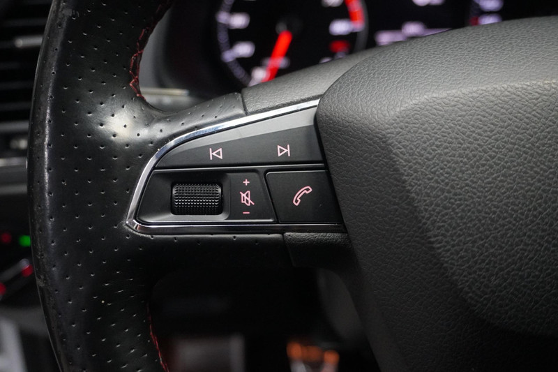 SEAT Leon 1.4 TSI FR Business