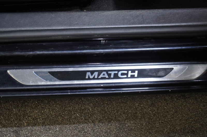 Volkswagen Golf 1.2 TSI R-line uitgevoerd