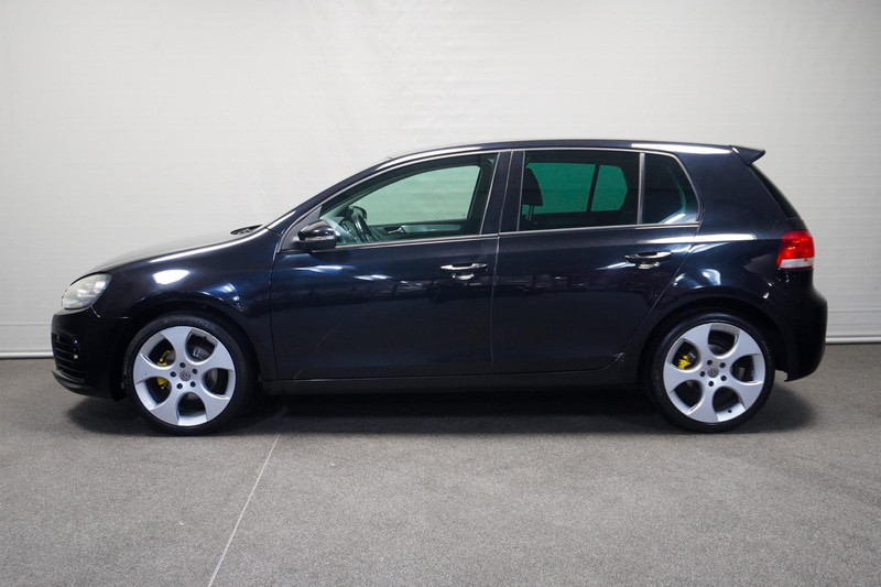 Volkswagen Golf 1.2 TSI R-line uitgevoerd