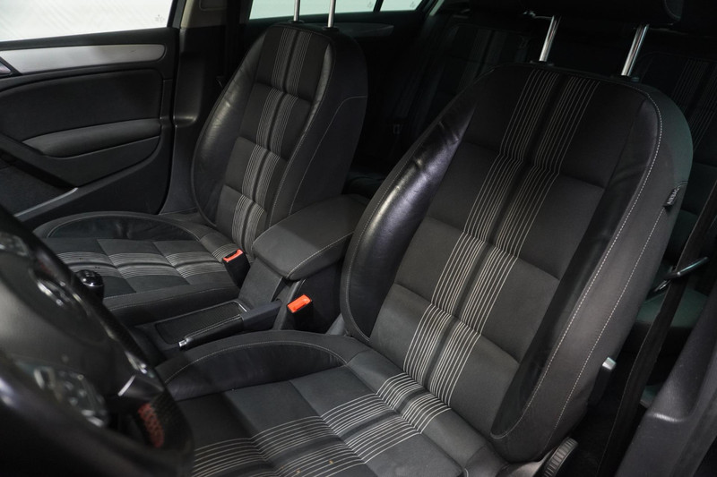 Volkswagen Golf 1.2 TSI R-line uitgevoerd