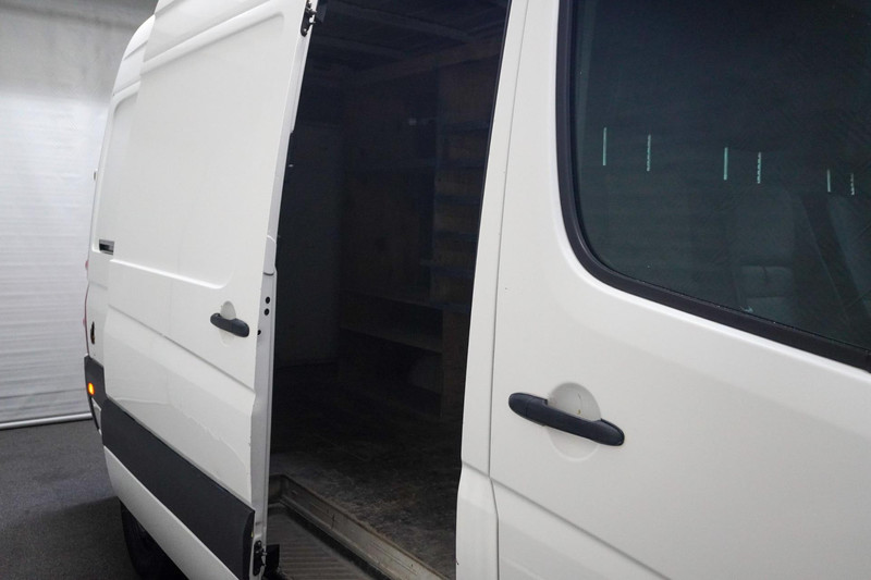 Volkswagen Crafter 30 2.0 TDI L2H2 BM