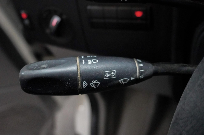 Volkswagen Crafter 30 2.0 TDI L2H2 BM