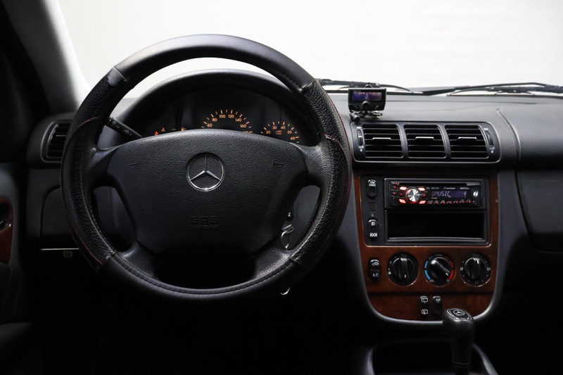 Mercedes-Benz M-Klasse 320