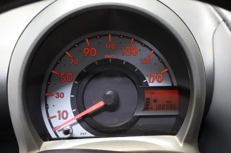 Toyota Aygo 1.0-12V +