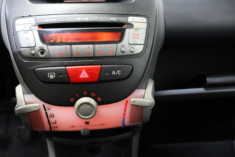 Toyota Aygo 1.0-12V +