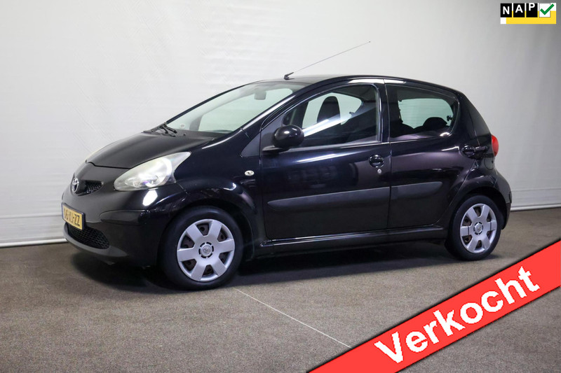 Toyota Aygo 1.0-12V +