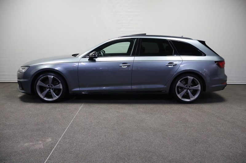 Audi A4 Avant 35 TFSI Sport S line black edition