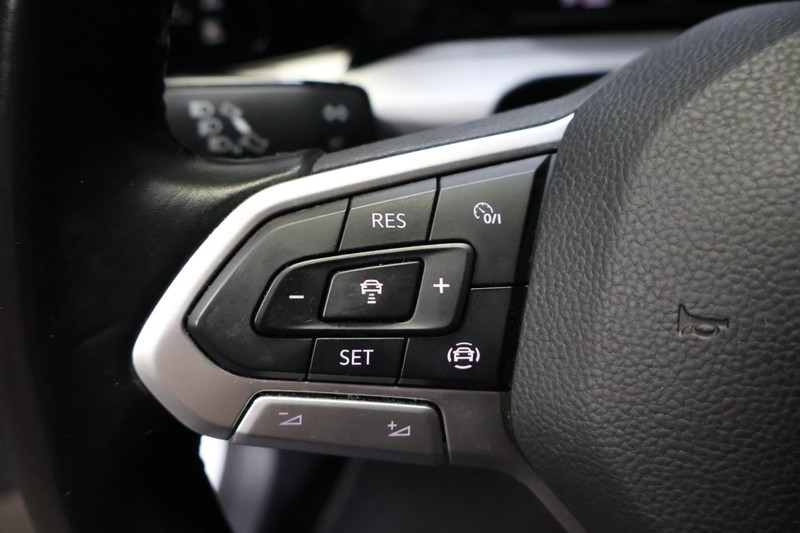 Volkswagen Golf 1.0 TSI Life