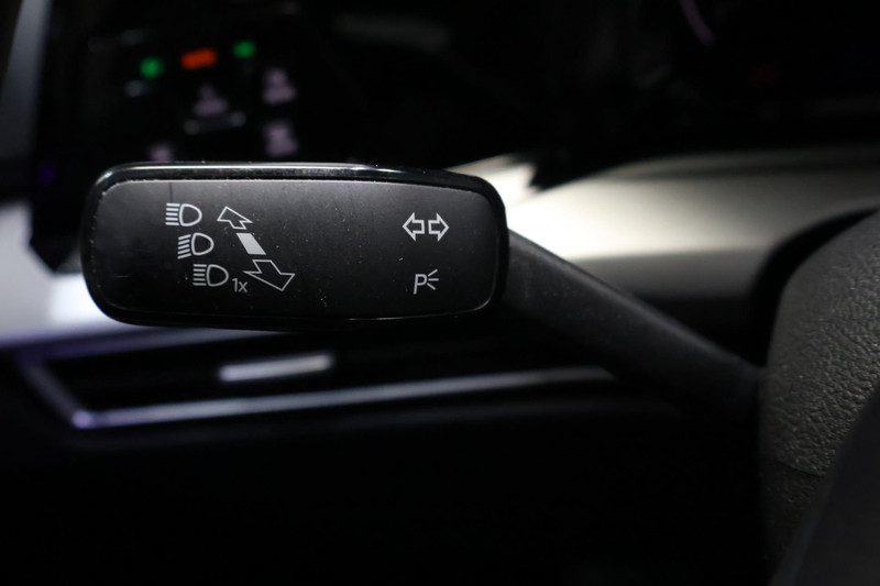 Volkswagen Golf 1.0 TSI Life