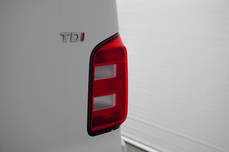 Volkswagen Transporter 2.0 TDI L2H2 Highline