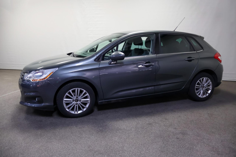 Citroën C4 1.4 VTi Ligne Business (SCHADE)