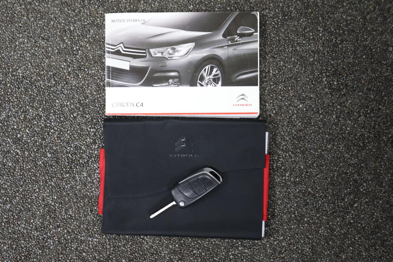 Citroën C4 1.4 VTi Ligne Business (SCHADE)