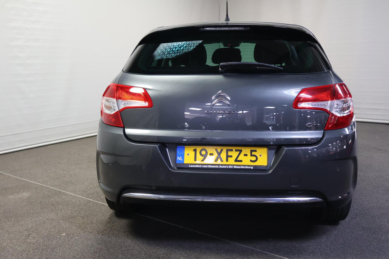 Citroën C4 1.4 VTi Ligne Business (SCHADE)